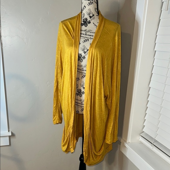Torrid Yellow Soft Kimono Cardigan - Picture 1 of 8